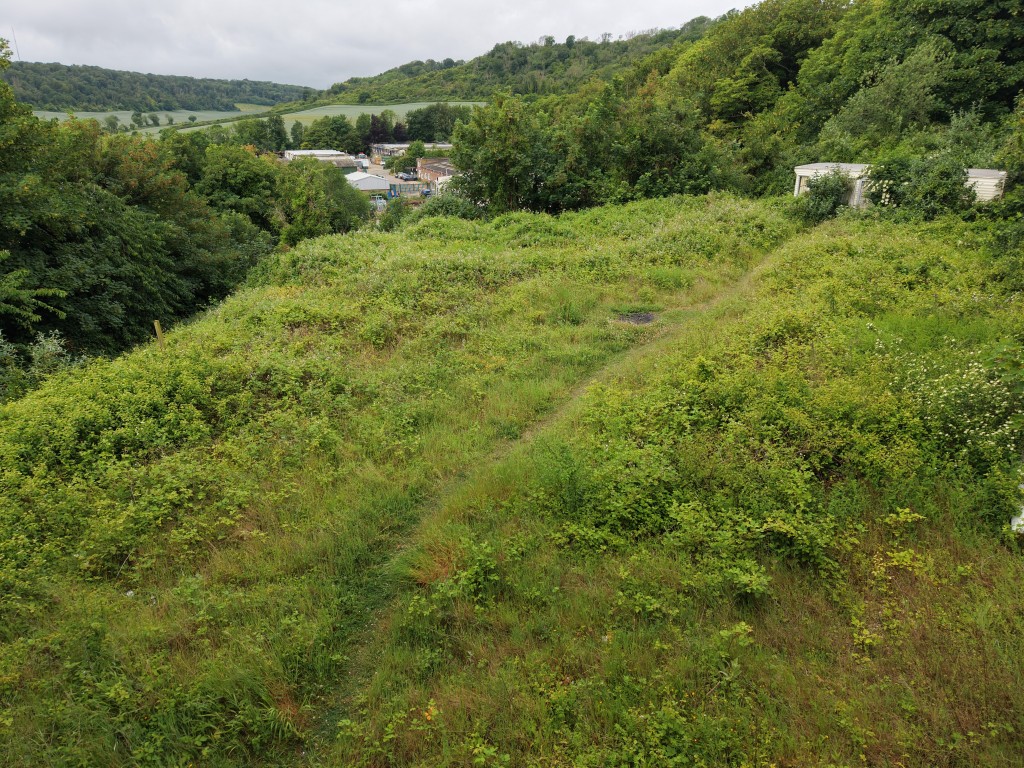 Lot: 65 - LAND WITH PLANNING FOR TWO DETACHED FOUR-BEDROOM HOUSES - View from site